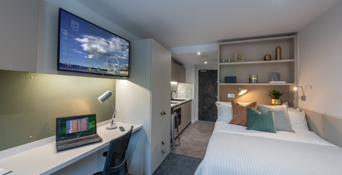 Vega, London