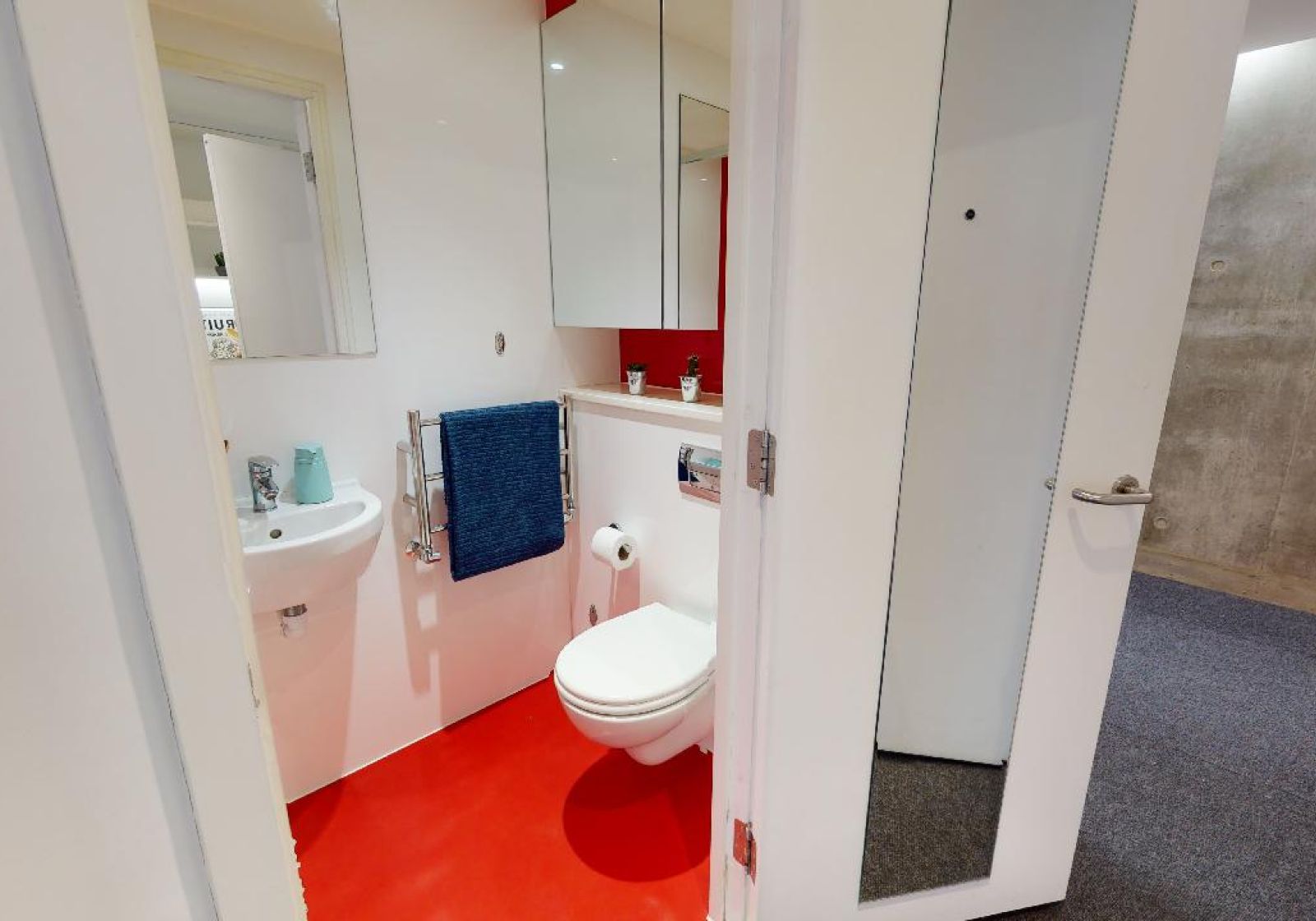iQ Flinders House