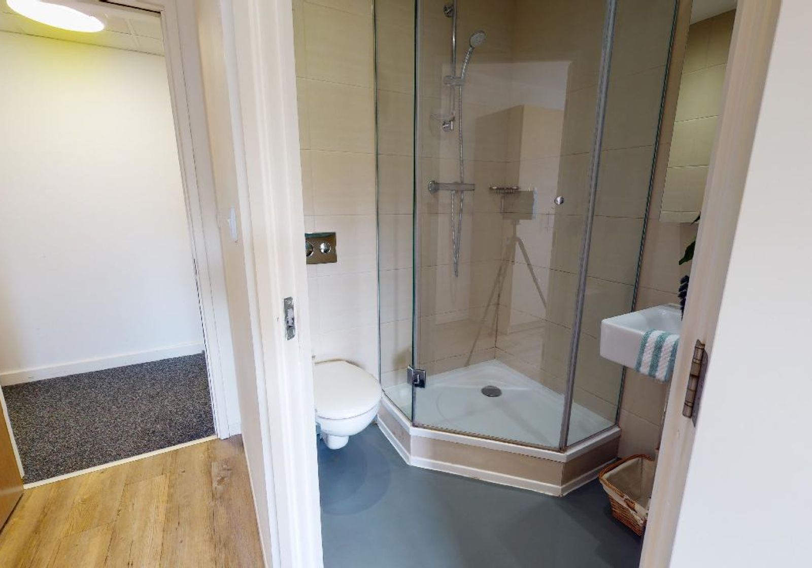 iQ The Pad, Egham
