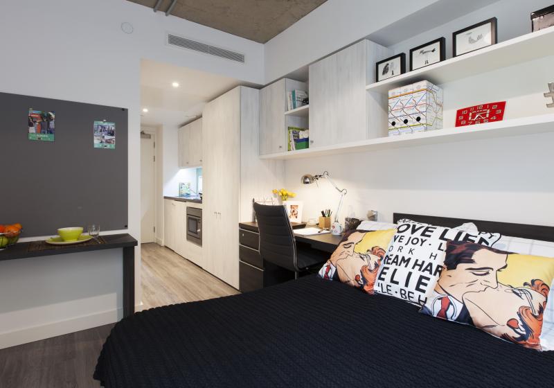 iQ Aldgate